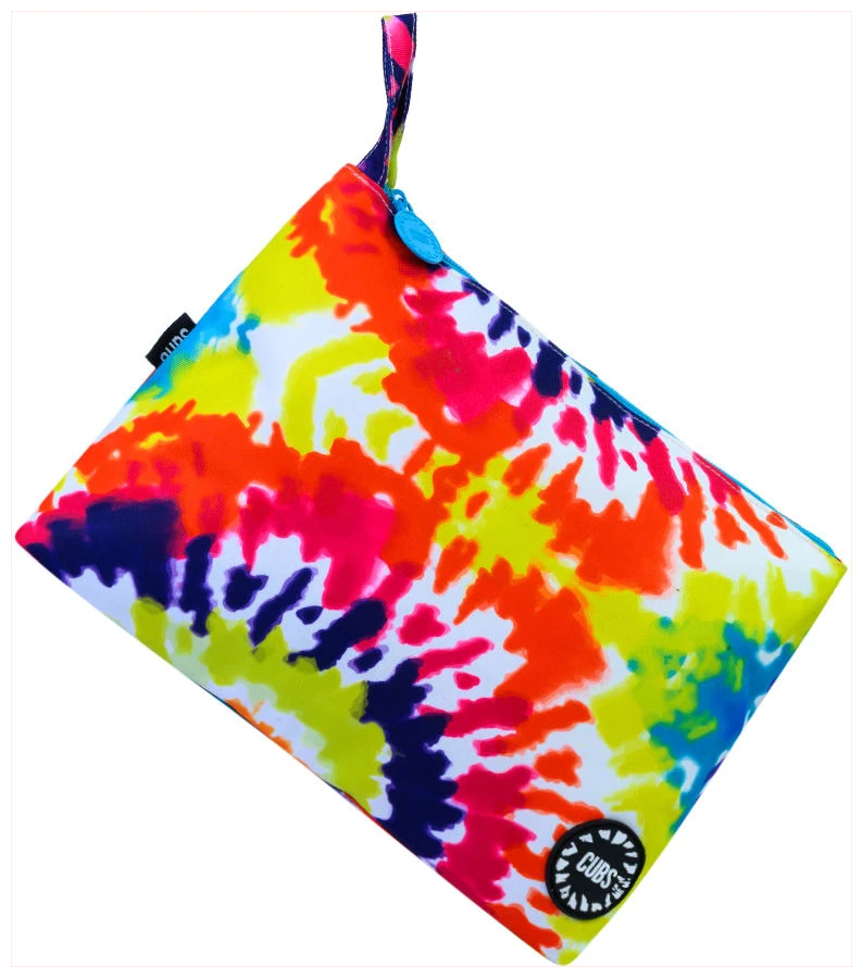 Cubs Happy Tie Dye Large Pouch
