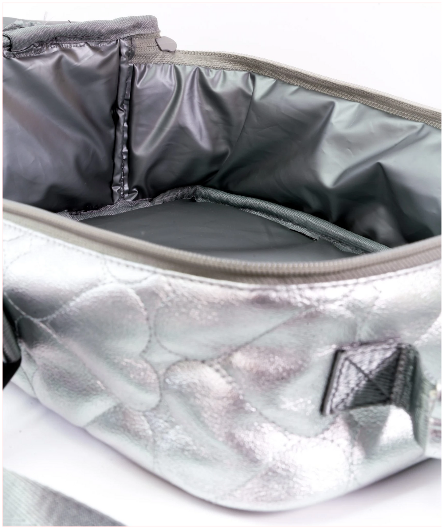 Cubs Shiny Silver High School Lunch Bag