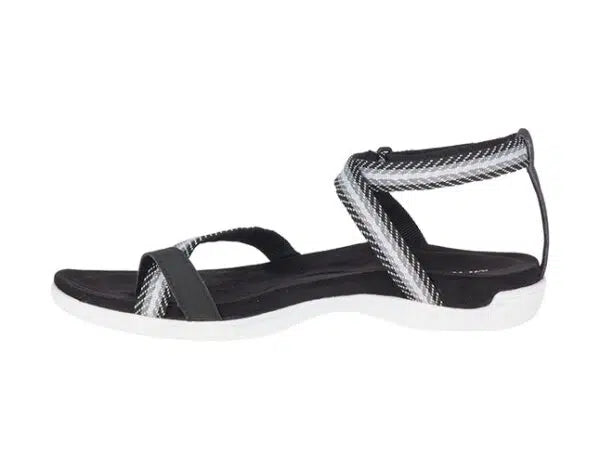 Merrell District Mendi Wrap Black Womens