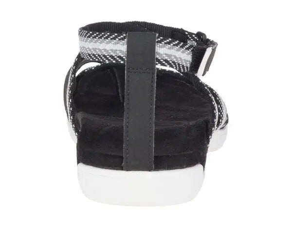 Merrell District Mendi Wrap Black Womens